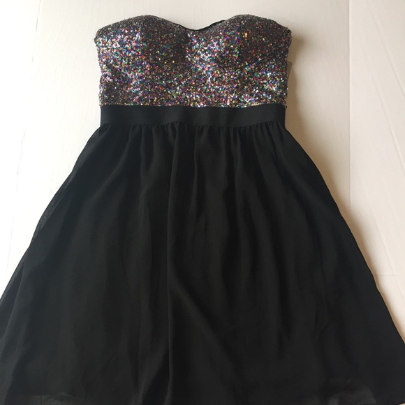 NWT Forever 21 Disco Doll Strapless Dress - Picture 3 of 8